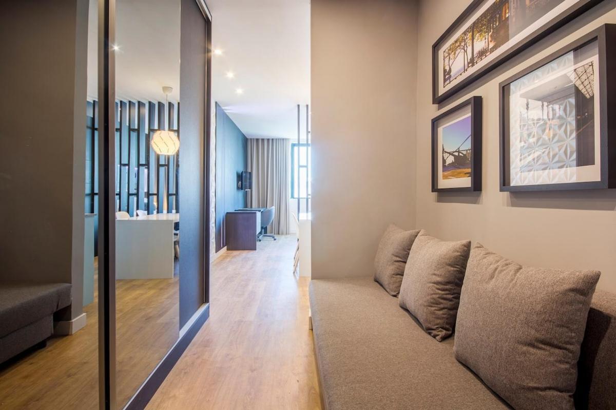418 Apartamento Gale Wifi, Estacionamento, Elevador ポルト エクステリア 写真